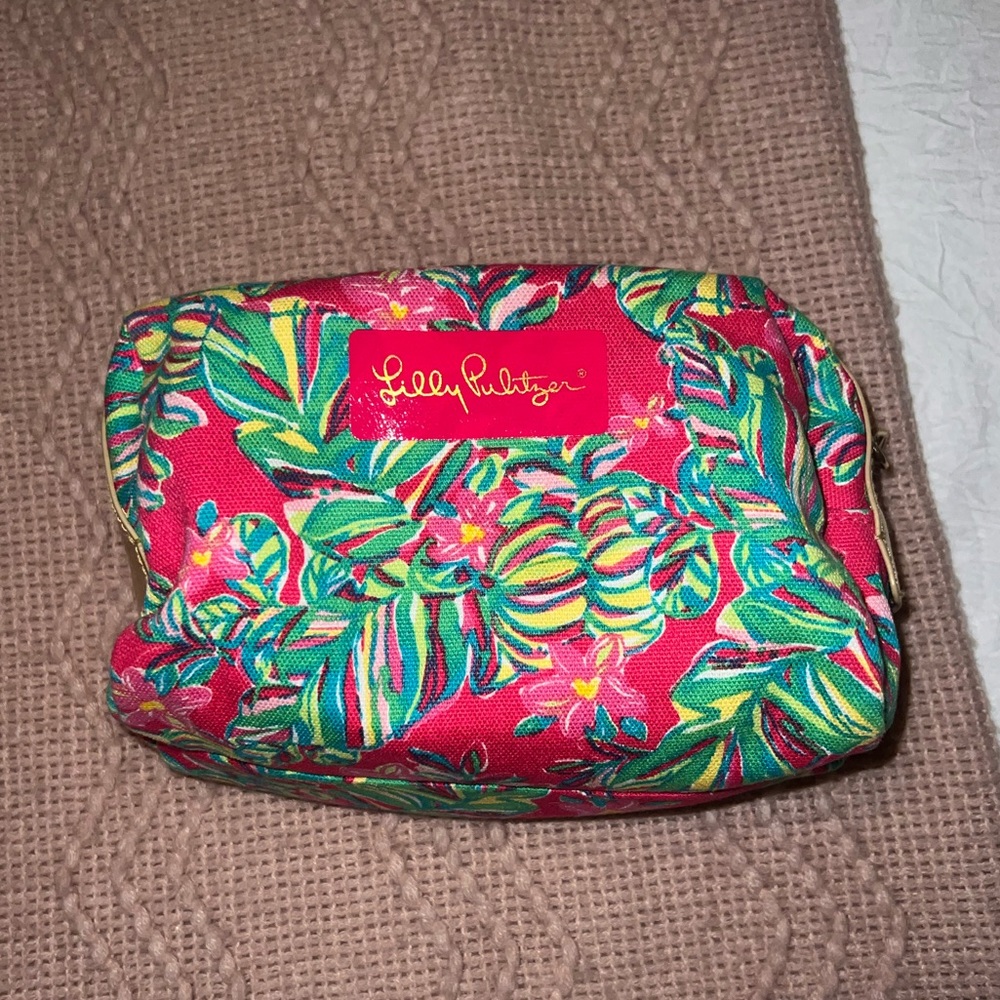 Lilly Pulitzer makeup bag